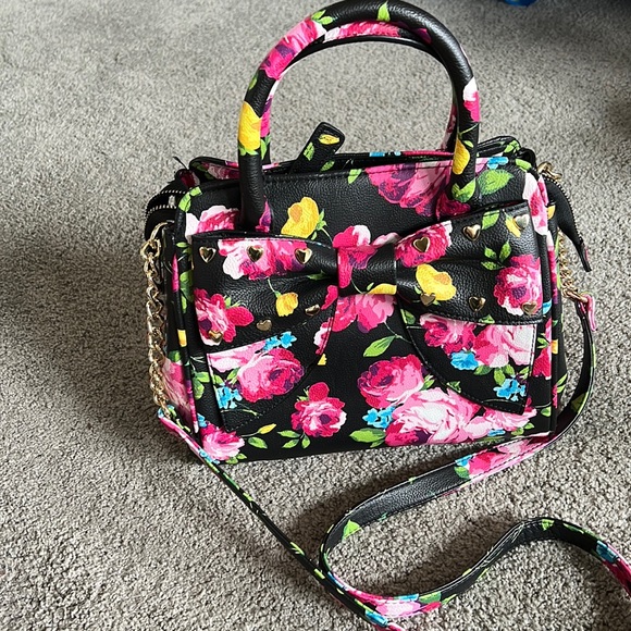 Betsey Johnson Handbags - Besty Johnson purse